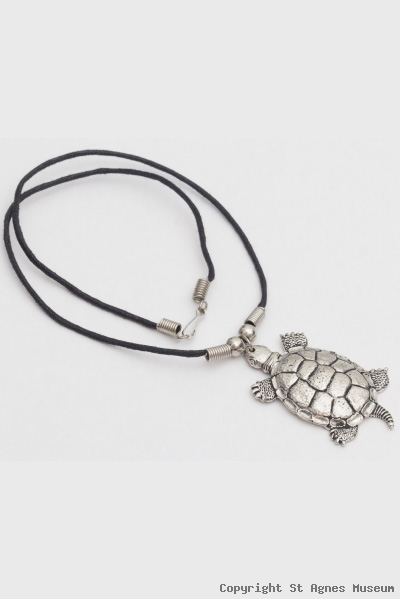 Turtle Necklace product photo